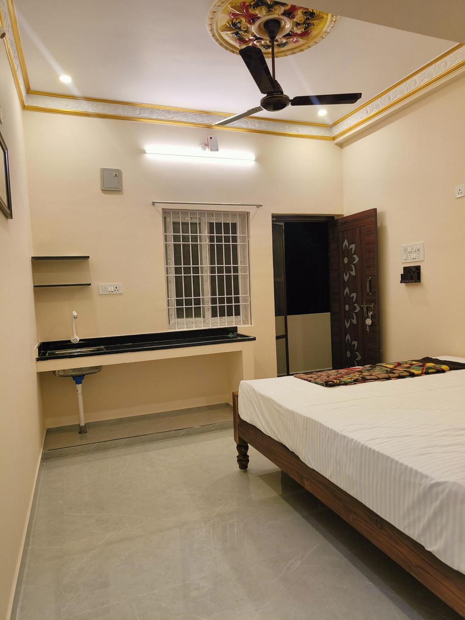 Liya Guest House Tiruvannamalai Exterior photo